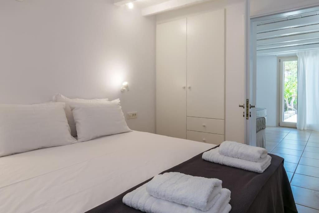 Gazia Guesthouse Milos Adamantas  Ngoại thất bức ảnh
